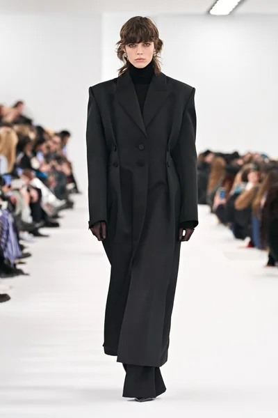 Look 1
